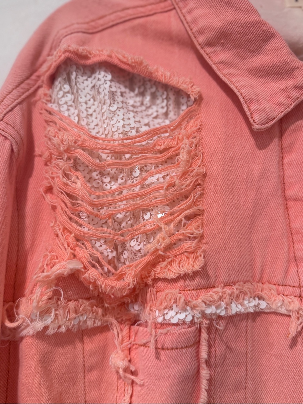 POL Coral Distressed Cropped Denim Jacket Sequin Crochet Boho - Picture 2 of 6